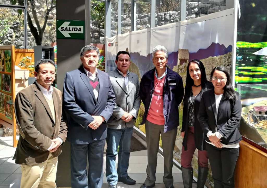 Gruppe von Verantwortlichen im Prozess © Isabel Quispe Gruppe von Verantwortlichen im Prozess