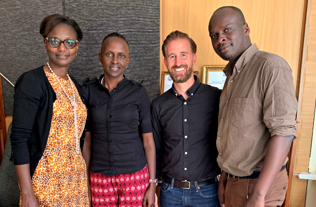 Judy Kepher-Gona mit Team und Martin Balas in Kenya