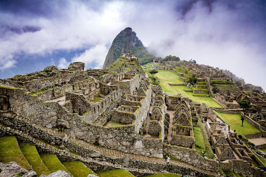 Machu Picchu in Peru - ©Poswiecie/Pixabay Der Machu Picchu im Nebel.