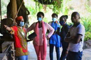 STTA team Tour mit Judy Kepher Gona für das Africa Heritage House in Kenya. © STTA