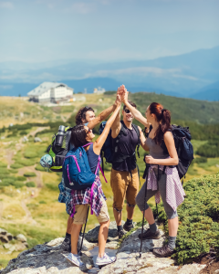 wandergruppe suedtirol1536x1900